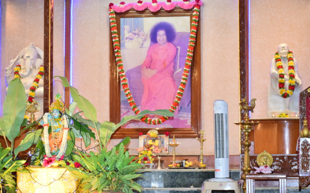 swami omkarananda lalitha sahasranamam chanting